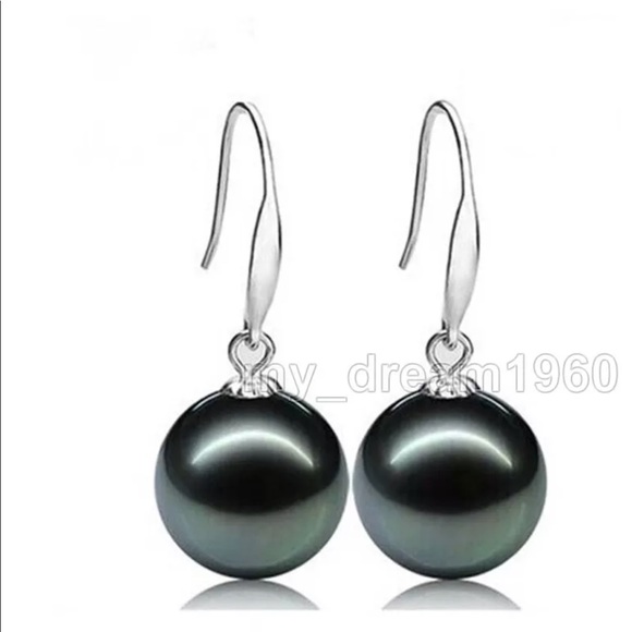 Jodi’s Jewelry Jewelry - Tahitian Shell Pearl 8MM Dangle Earrings